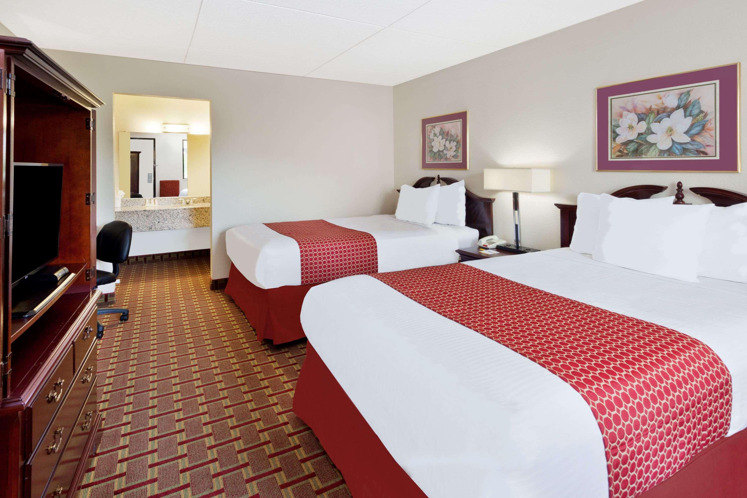 Hotel Bo, A Days Inn By Wyndham Chattanooga Downtown Exteriér fotografie