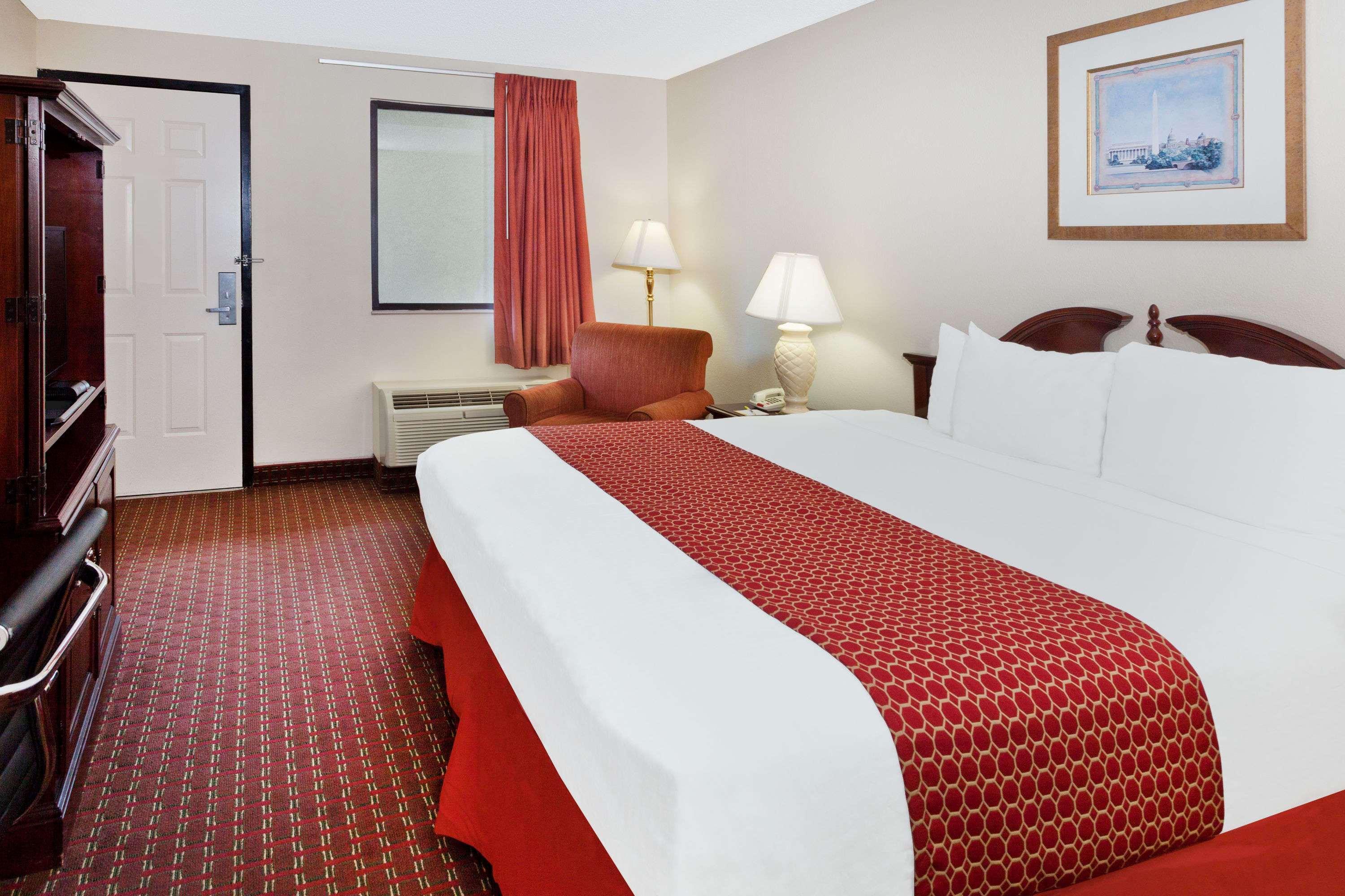 Hotel Bo, A Days Inn By Wyndham Chattanooga Downtown Exteriér fotografie