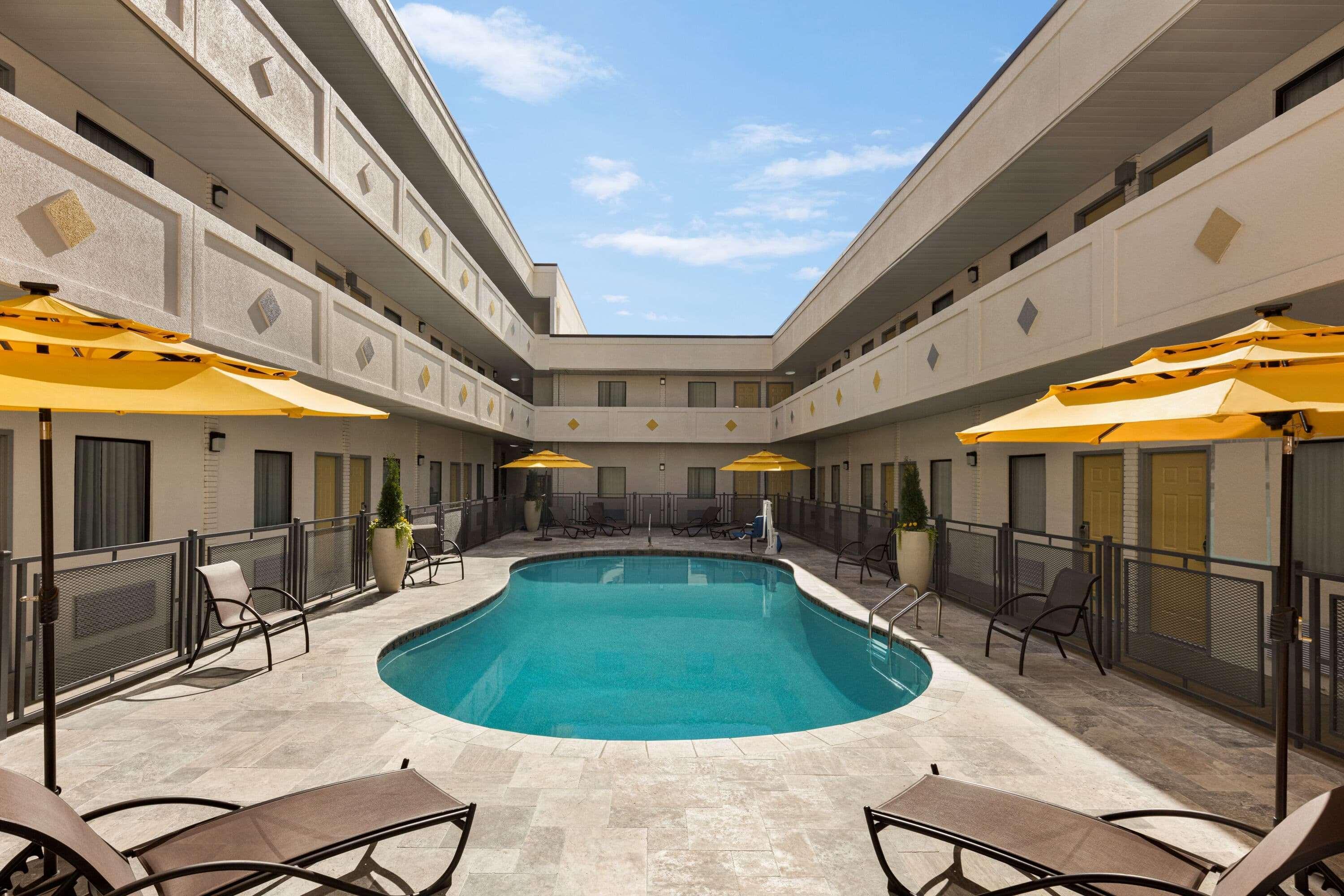 Hotel Bo, A Days Inn By Wyndham Chattanooga Downtown Exteriér fotografie